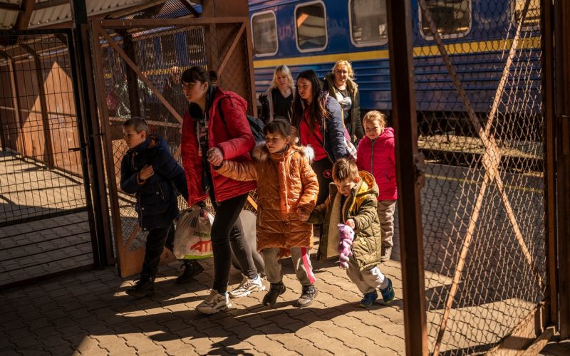 ONU: Peste o concime din populaţia Ucrainei s a mutat până acum