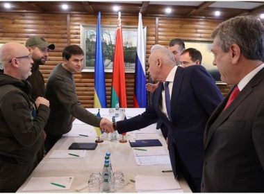 Ucraina şi Rusia au convenit crearea de coridoare umanitare şi o încetare temporară a focului