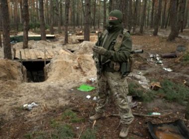 O tabără militară rusească abandonată dintr-o pădure de lângă Kiev dezvăluie ororile războiului￼