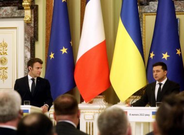 Zelenski: Refuzul preşedintelui Macron de a denunţa un genocid în Ucraina este foarte dureros￼