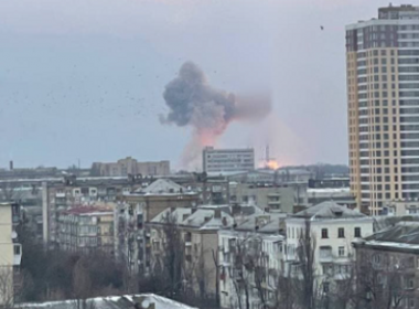 Un atac cu rachetă a lovit oraşul Brovarî în apropiere de Kiev