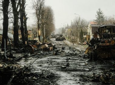 Bombardamentele continuă în Ucraina