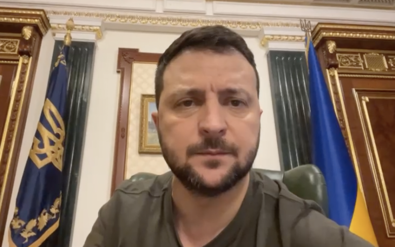 Zelenski anunţă "multe decese" după un atac cu rachete asupra unui sat din regiunea Cernigău şi acuză o încercare deliberată şi criminală de a ucide cât mai mulţi ucraineni / În Donbas e iadul, afirmă el 