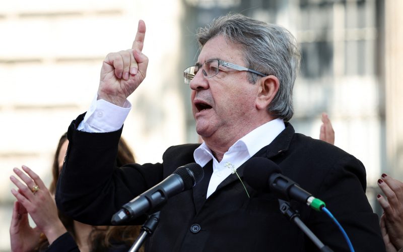 Acord între ecologişti şi stânga radicală condusă de Melenchon înaintea alegerilor parlamentare