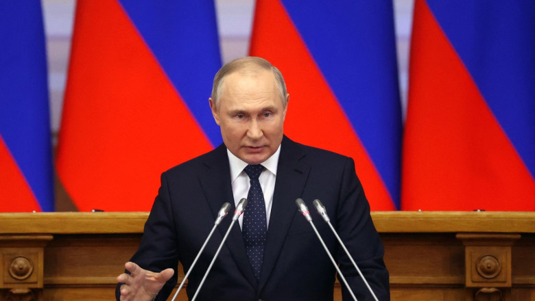 Rusia va apăra ''independenţa şi suveranitatea republicii populare Lugansk'', declară Putin într-un mesaj de felicitare