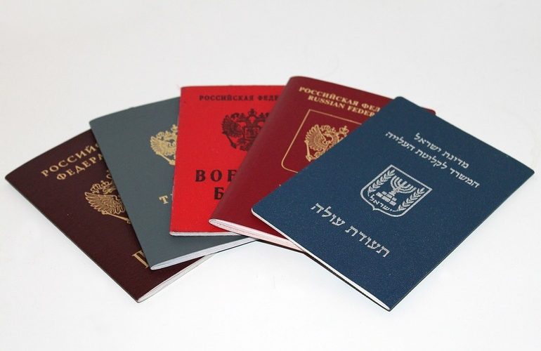 Rusia revocă accesul fără viză al europenilor care au paşaport diplomatic