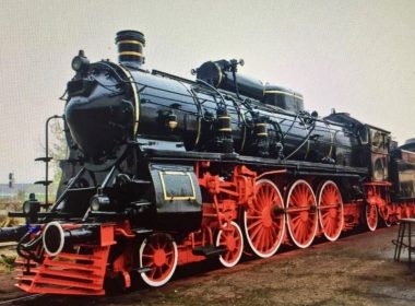Trenul Regal a pornit în călătoria simbolică la sărbătoarea naţională de 10 Mai, în prezenţa mai multor susţinători şi oficiali