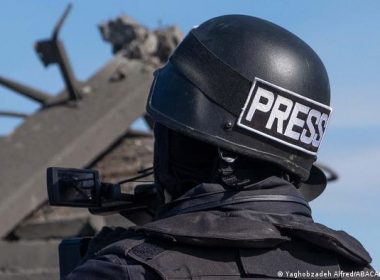 Doi jurnalişti ai Reuters au fost răniţi în Ucraina, iar şoferul lor a fost ucis