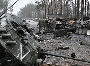 Ruşii îşi concentrează atacurile asupra Severodoneţkului