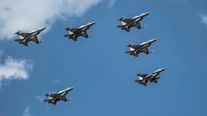 20 de avioane de luptă pe cerul Capitalei
