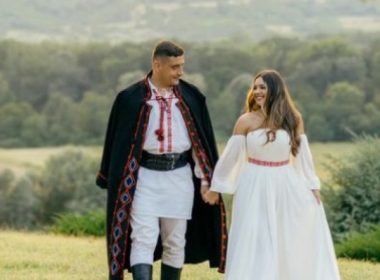 Simion a transformat nunta în festivalul îmbulzelii