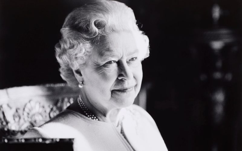 Regina Elisabeta a II-a s-a stins din viaţă după o domnie de 70 de ani