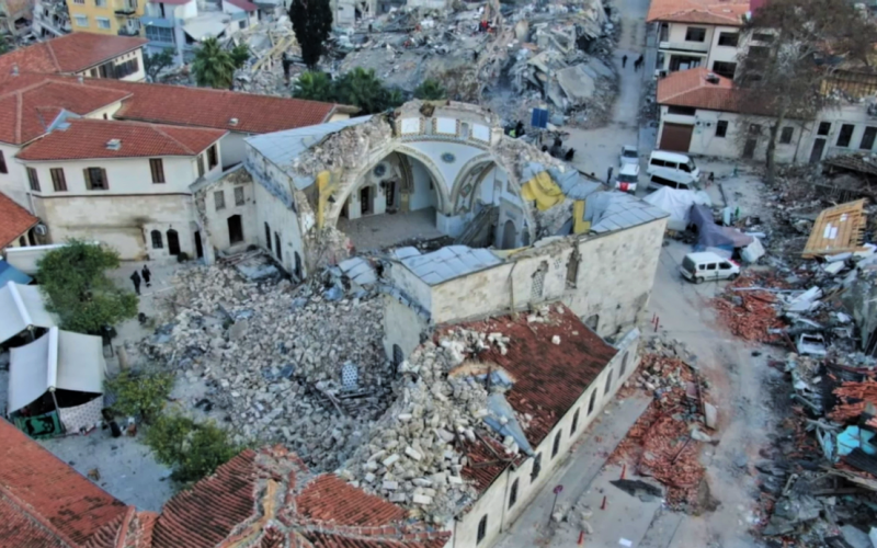Cupola celei mai vechi moschei din Turcia s-a prăbuşit