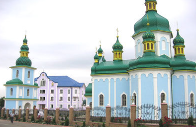 Controverse în scandalul din bisericile ucrainene