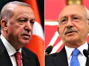 Turcii se pregătesc pentru turul doi al alegerilor prezidenţiale. Specialiştii spun că Erdogan are prima şansă